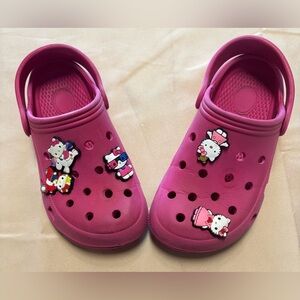 Kids Pink Clogs with Hello‎ Kitty Figurines